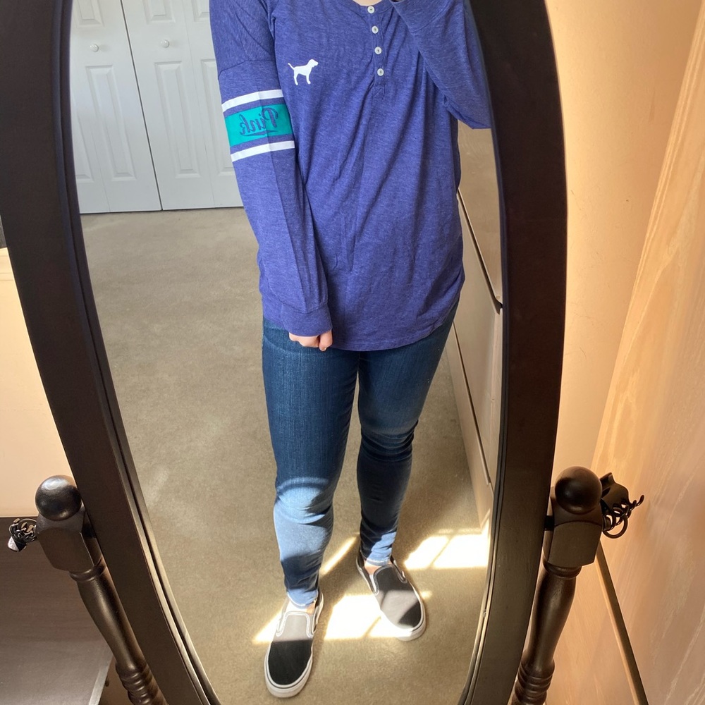 PINK VS LONGSLEEVE